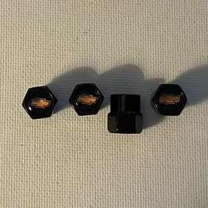 Chevrolet Logo valve Stem caps in black set of 4 NWT